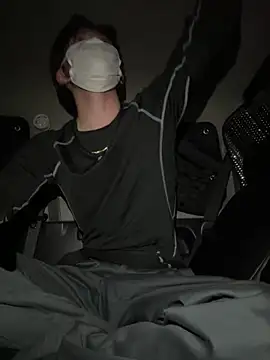 Snapshot of chiba_chan chatting on 11, 3, 2025 chiba chan online show from 11, 3, 2025