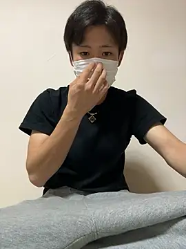 Snapshot of chiba_chan chatting on 1, 11, 2025 chiba chan online show from 1, 11, 2025