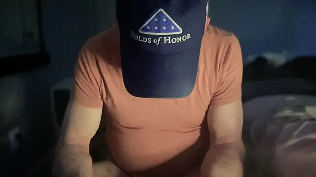 Snapshot of DominantDong chatting on 17, 2, 2025 DominantDong online show from 17, 2, 2025