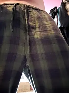 Snapshot of Cummaker69 chatting on 16, 11, 2025 Cummaker69 online show from 16, 11, 2025