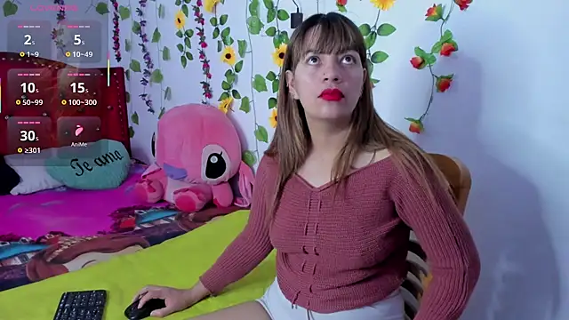 Snapshot of Rihana_Milan chatting on 4, 10, 2025 Rihana Milan online show from 4, 10, 2025