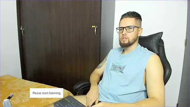 Snapshot of bastianwatson10 chatting on 4, 11, 2025 bastianwatson10 online show from 4, 11, 2025