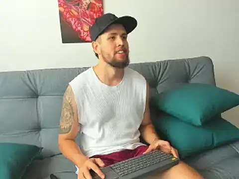 Snapshot of bastianwatson10 chatting on 3, 3, 2025 bastianwatson10 online show from 3, 3, 2025