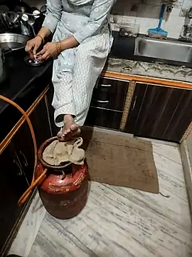 indian couple4 online show from 18, 4, 2026