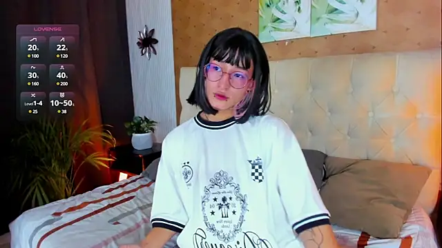 iiangel  online show from 8, 3, 2025