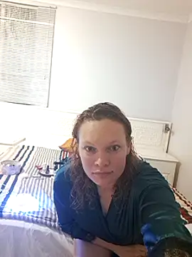 Snapshot of redsparrowXxXx chatting on 18, 2, 2025 redsparrowXxXx online show from 18, 2, 2025