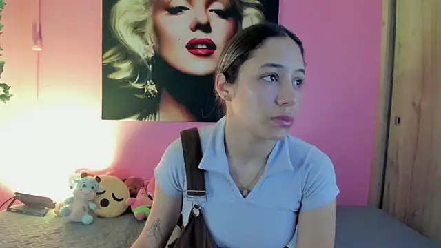 Snapshot of TANIA_06 chatting on 6, 7, 2026 TANIA 06 online show from 6, 7, 2026