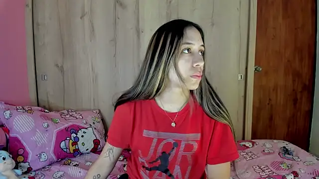 Snapshot of TANIA_06 chatting on 15, 6, 2026 TANIA 06 online show from 15, 6, 2026