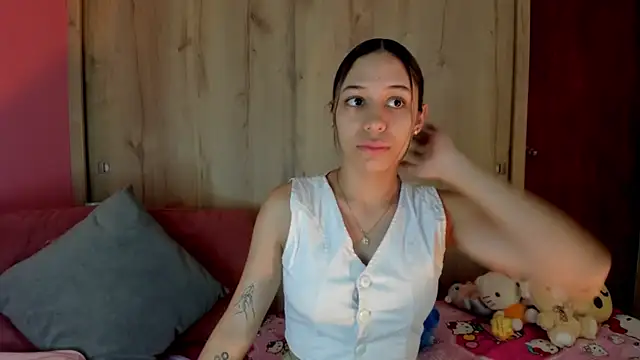 Snapshot of TANIA_06 chatting on 19, 6, 2026 TANIA 06 online show from 19, 6, 2026