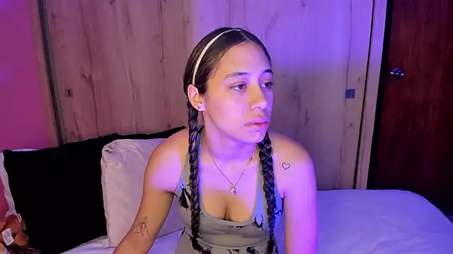 Snapshot of TANIA_06 chatting on 9, 5, 2026 TANIA 06 online show from 9, 5, 2026