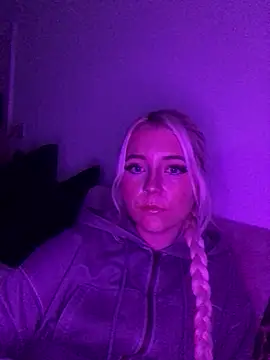 Blondie Sofia Essexbabe online show from 8, 1, 2026