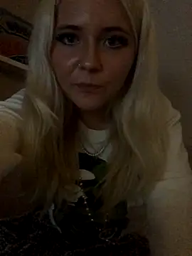 Snapshot of Blondie_Sofia_Essexbabe chatting on 20, 9, 2025 Blondie Sofia Essexbabe online show from 20, 9, 2025