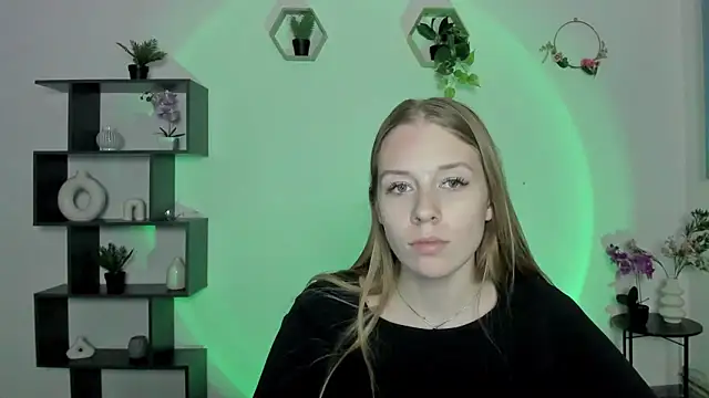 AnnNorriss online show from 6, 3, 2025
