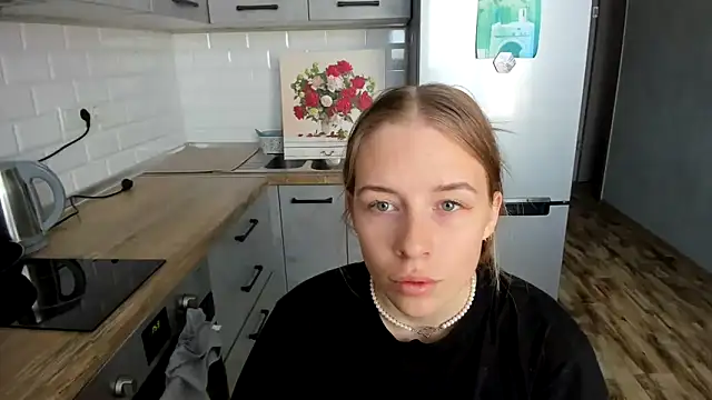 AnnNorriss online show from 20, 10, 2025