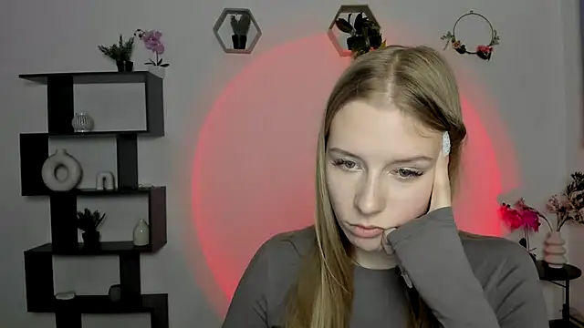 AnnNorriss online show from 26, 2, 2025