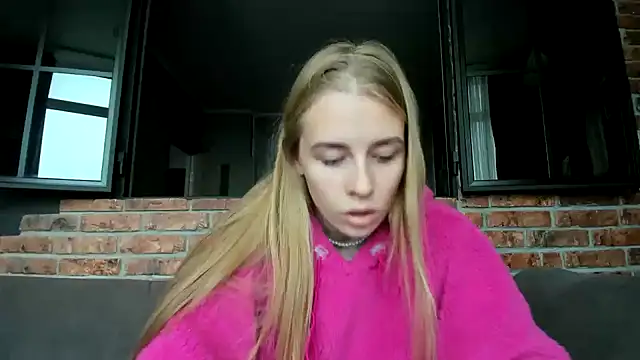 AnnNorriss online show from 8, 10, 2025