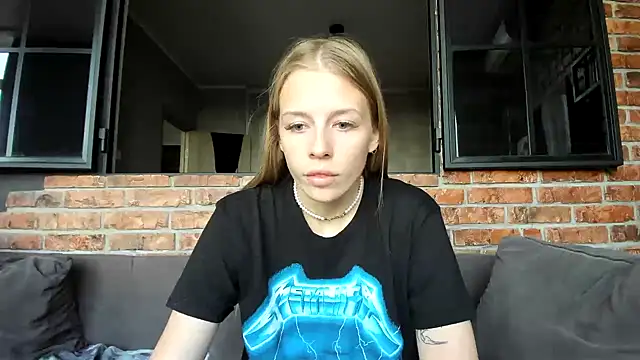 AnnNorriss online show from 25, 9, 2025