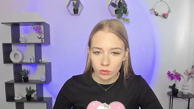 AnnNorriss online show from 18, 3, 2025
