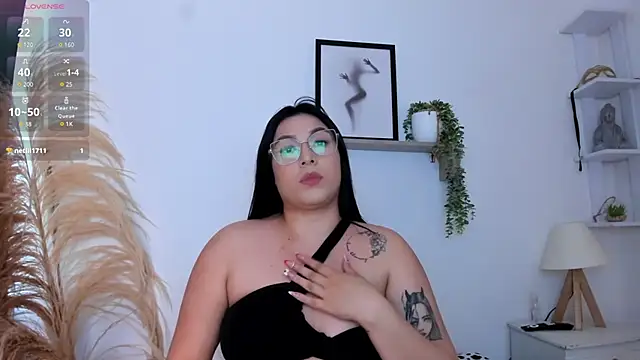 Snapshot of emily-777 chatting on 15, 10, 2025 emily-777 online show from 15, 10, 2025