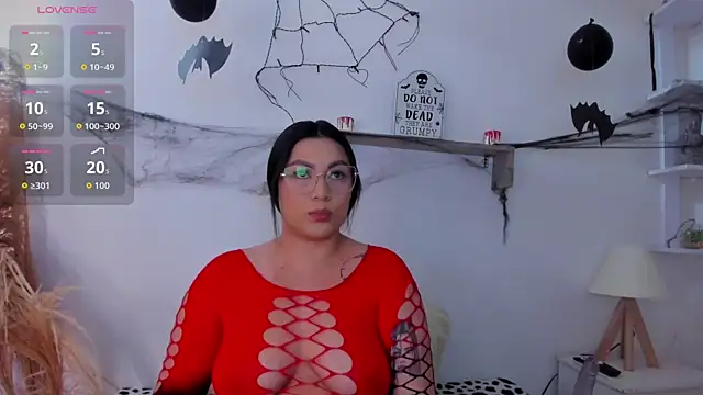 Snapshot of emily-777 chatting on 20, 10, 2025 emily-777 online show from 20, 10, 2025