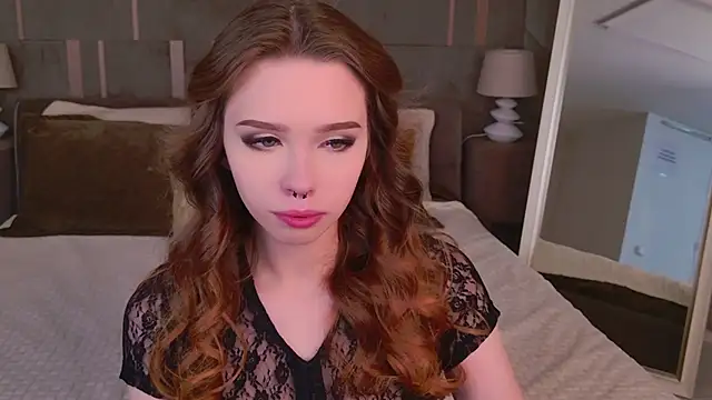 Snapshot of Sierra_Fane chatting on 28, 2, 2025 Sierra Fane online show from 28, 2, 2025
