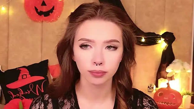 Sierra Fane online show from 20, 10, 2025