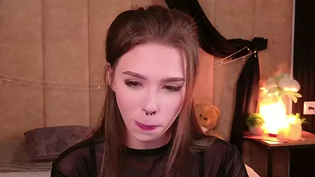 Snapshot of Sierra_Fane chatting on 20, 9, 2025 Sierra Fane online show from 20, 9, 2025