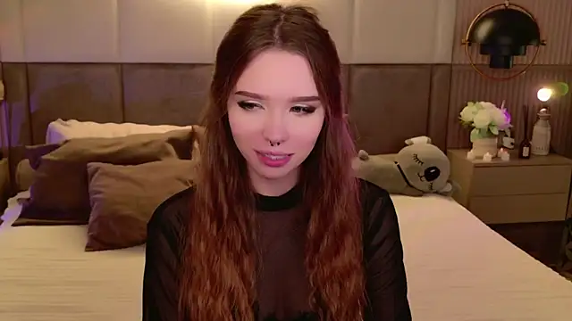 Snapshot of Sierra_Fane chatting on 18, 3, 2025 Sierra Fane online show from 18, 3, 2025