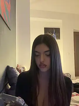 NaomiMulan online show from 17, 2, 2025