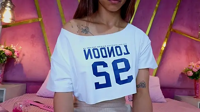 EmmyCortez online show from 20, 4, 2026