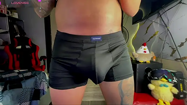 jeffvalemtino online show from 9, 4, 2026