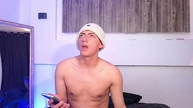 aron and paula online show from 4, 11, 2025