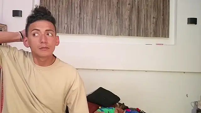 aron and paula online show from 31, 10, 2025