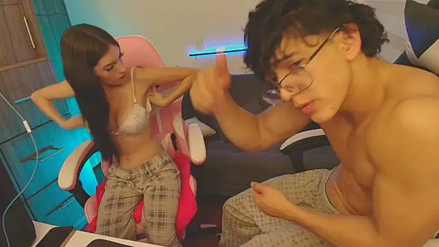 DesireLuxe online show from 23, 10, 2025