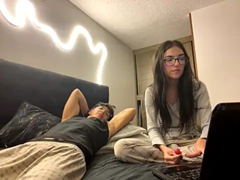 DesireLuxe online show from 17, 10, 2025