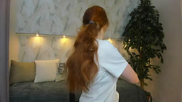 Sandra Wi1son online show from 18, 11, 2025