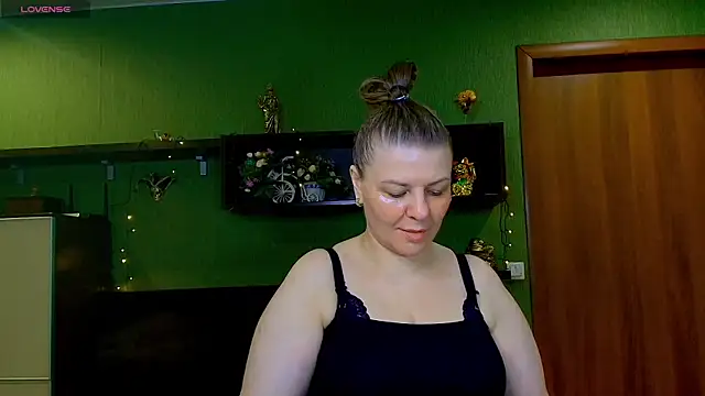 VeronikawGold online show from 4, 4, 2026