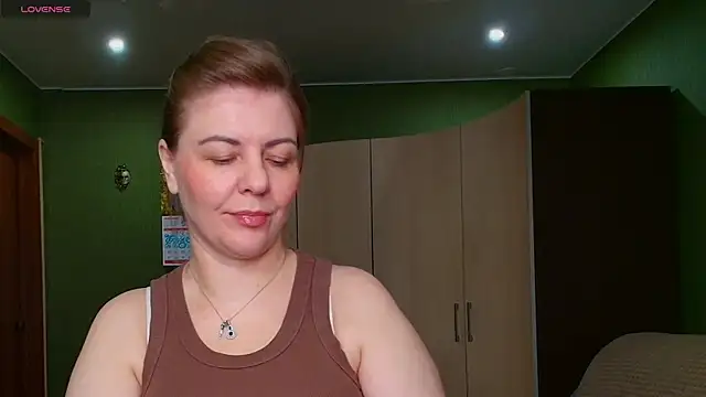 Snapshot of VeronikawGold chatting on 15, 7, 2026 VeronikawGold online show from 15, 7, 2026