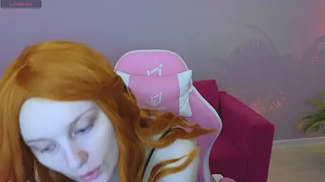 Snapshot of KristinMoore chatting on 15, 3, 2025 KristinMoore online show from 15, 3, 2025