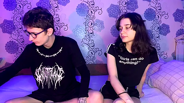 Snapshot of baby_lesi chatting on 17, 11, 2025 baby lesi online show from 17, 11, 2025