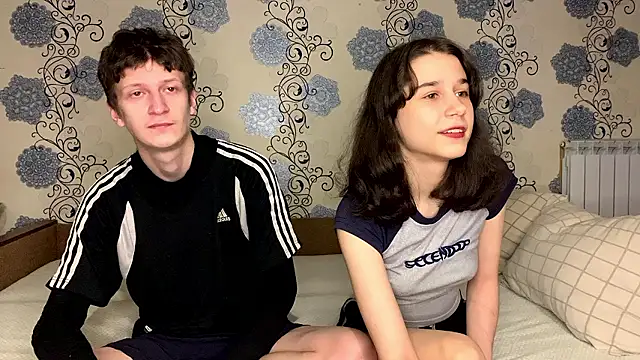 Snapshot of baby_lesi chatting on 12, 11, 2025 baby lesi online show from 12, 11, 2025