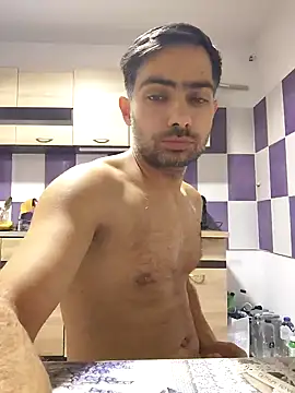 Snapshot of andreiiiii2025 chatting on 15, 12, 2025 andreiiiii2025 online show from 15, 12, 2025