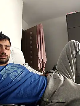 Snapshot of andreiiiii2025 chatting on 9, 3, 2026 andreiiiii2025 online show from 9, 3, 2026