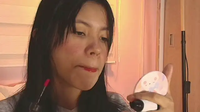 emily sweett24 online show from 5, 11, 2025