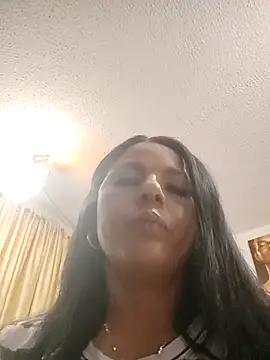 AndreaGonz online show from 4, 3, 2025