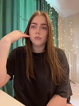 Milana mil online show from 27, 2, 2025