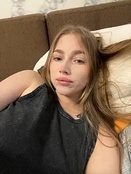 Milana mil online show from 14, 9, 2025