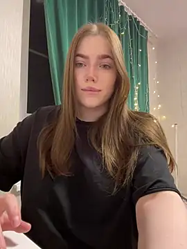 Milana mil online show from 28, 2, 2025