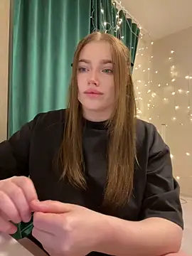Milana mil online show from 20, 2, 2025