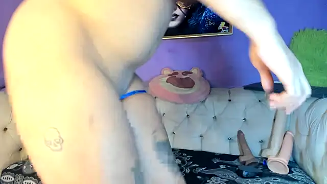 Snapshot of amydelahozgomez chatting on 19, 10, 2025 amydelahozgomez online show from 19, 10, 2025